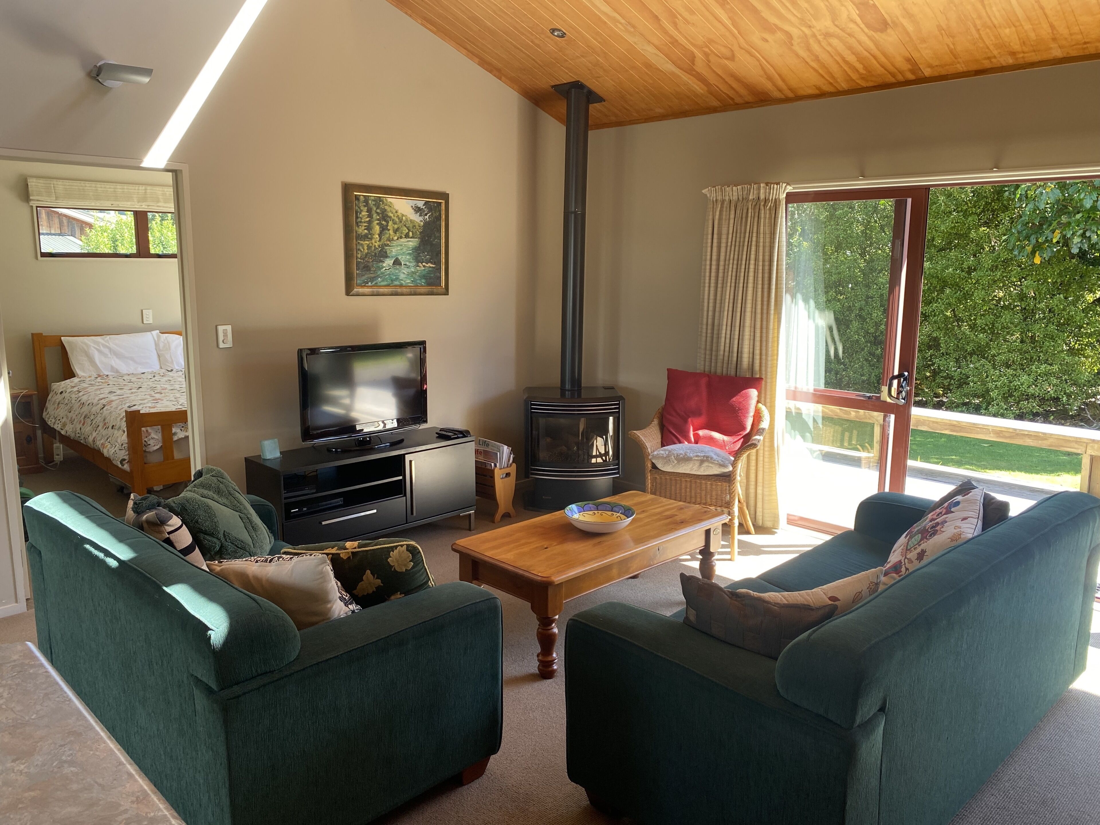 TV, fireplace, DVD player, stereo