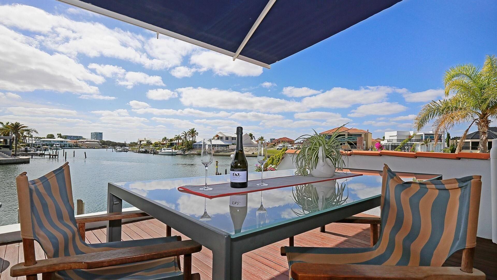 Mandurah Canals Luxury Retreat