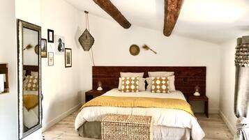 7 chambres, fer et planche Ă repasser, Wi-Fi, draps fournis