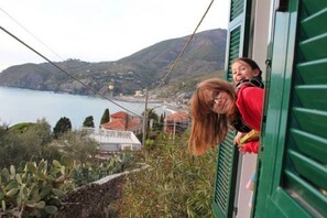 View from property - Apartment Sweet Helen, with sea view (Levanto)