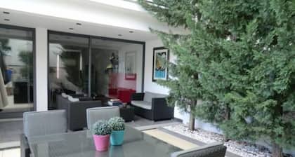 House with Garden and Private Pool - Free Wifi