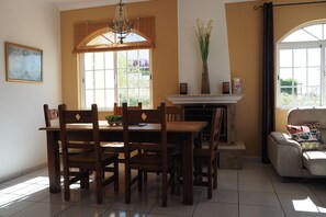 Dining - Villa With Private Pool In Quiet Surroundings (Castro Marim)