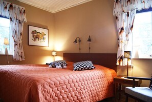 3 bedrooms, iron/ironing board, WiFi