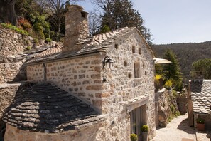 Exterior - Stunning charming detached house with private heated pool (La Roque-Sainte-Marguerite)