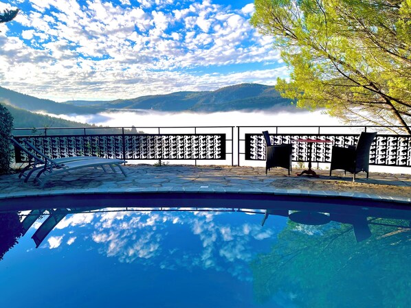 Piscine extérieure, piscine chauffée