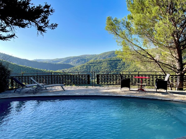 Outdoor pool, a heated pool - Stunning charming detached house with private heated pool (La Roque-Sainte-Marguerite)