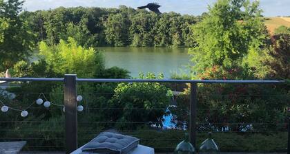 A LITTLE CORNER OF PARADISE LAKE