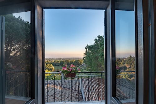 Casa Museo A 'Rina, on the slopes of Mt Etna with panoramic views and free WiFi