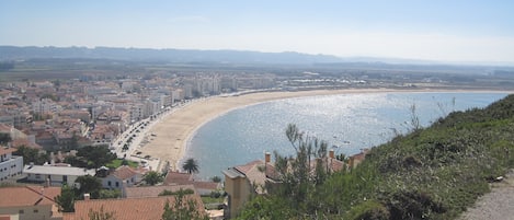 Una spiaggia nelle vicinanze, teli da spiaggia