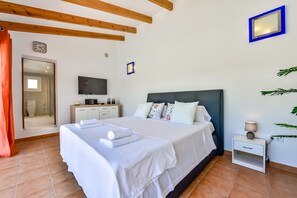 4 bedrooms, iron/ironing board, free WiFi, bed sheets - Villa for rent in Benissa, BERG (Benissa)