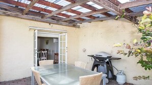 Terrace/patio - Plummers Mill (Warrnambool)