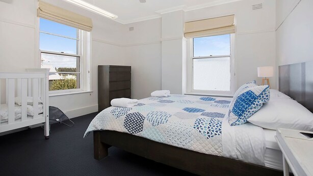 Family Townhome, 4 Bedrooms, 2 Bathrooms - Plummers Mill (Warrnambool)
