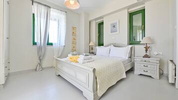 4 chambres, fer et planche Ă repasser, Wi-Fi, draps fournis