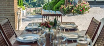 Villa Alis - Villa privata, 5 camere da letto, piscina, A/C, sauna, wifi, Marche