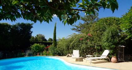 Roussillon Gargas: Mansion - Roussillon