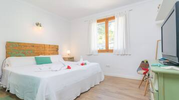 3 sovrum, strykjärn/strykbräda, gratis wi-fi och sängkläder