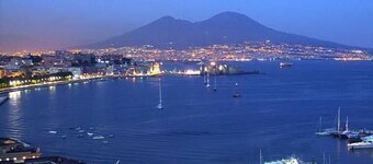 Privat villa-basseng; 30 minutter fra Napoli hage 2000 kvadratmeter, 14 senger;