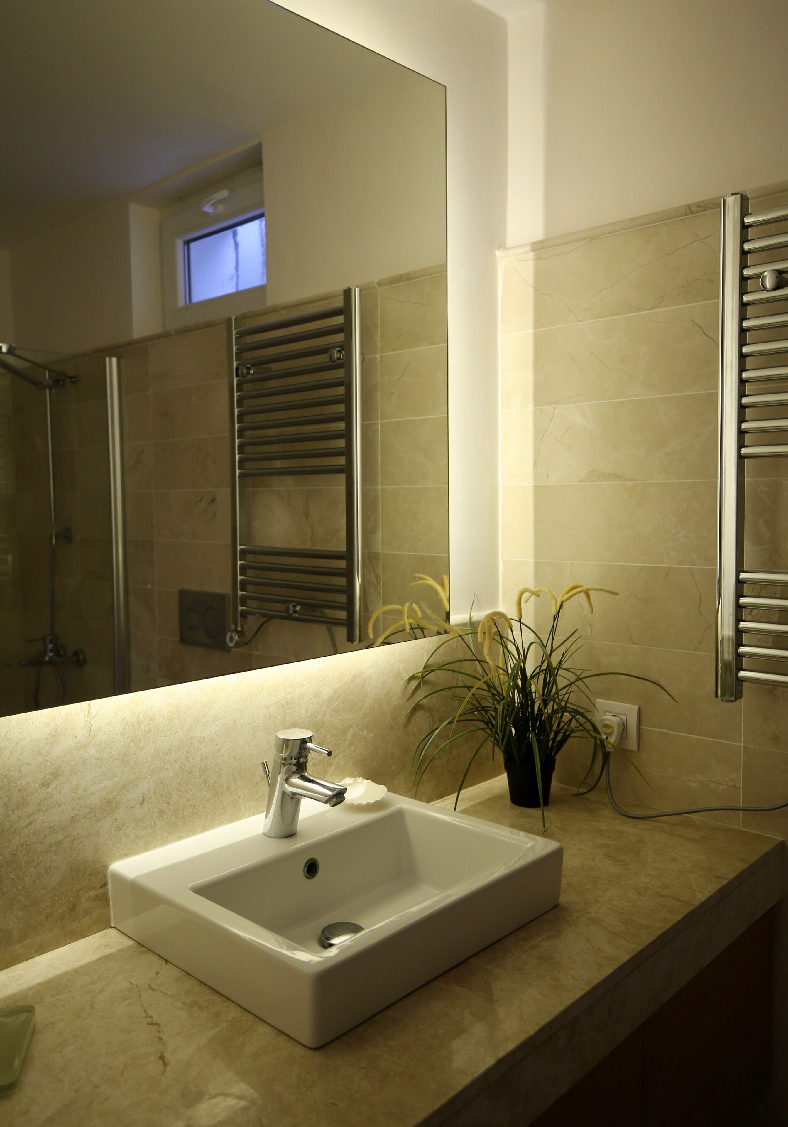Hair dryer, towels
