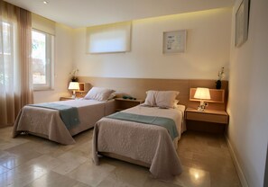 4 bedrooms, iron/ironing board, travel cot, free WiFi