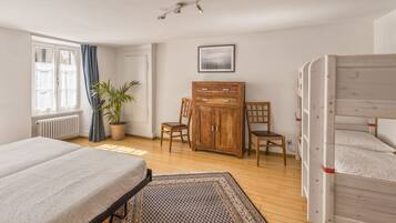 2 bedrooms, iron/ironing board, travel crib, free WiFi