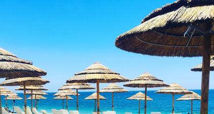 Mermaid' house close to beach , two suite bedroom sea view for 6 people