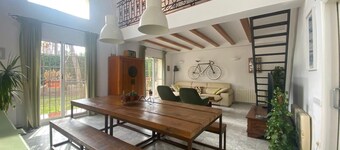 House with garden and private pool