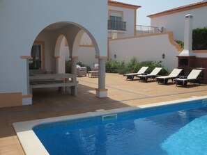 A heated pool - Villa with Private Pool with Golf and Sea Views with Wi - Fi included (AL/36765) (GOLF AND COUNTRY CLUB NR OBIDOS)