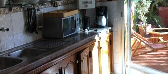 Dar Younes House with Garden and character : with tow Luxury famlily-Apartment
