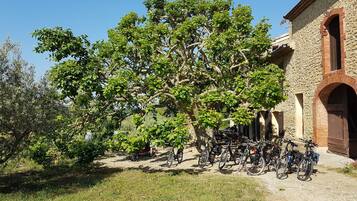 Enceinte de lâhĂ©bergement