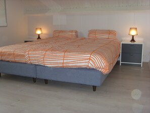 3 habitaciones, tabla de planchar con plancha y wifi gratis 