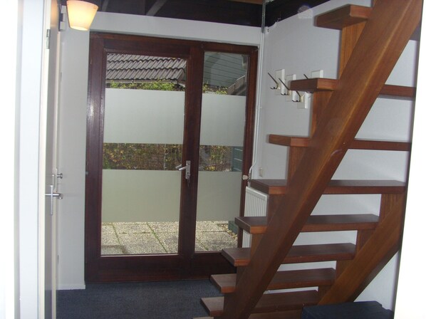 Interior - Fully furnished detached holiday home within walking distance of Lake Veere (Wolphaartsdijk)