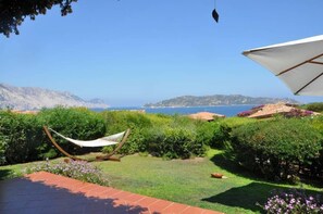Property grounds - Punta Molara just 250 meters from the sea (San Teodoro)