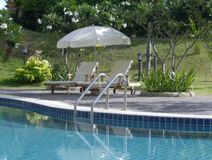 Utomhuspool