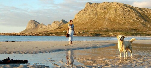 Luxurious self-catering cottage sleeping up to 4 adults