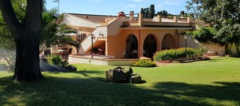 Villa Gilda, with last minute swimming pool t 03 - 21 September !!!