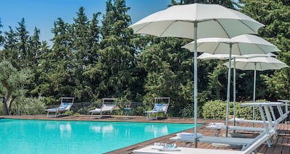 Villa Monica 11 - Five Bedroom Villa, Sleeps 11