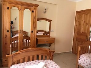 Room - 3 Bedroom, 2 Bathroom Duplex Apartment, Air Conditioned with Shared Pool (oludeniz/fethiye)