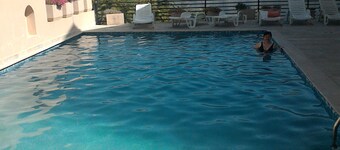 Apartment With Pool. Amazing Picturesque Views Of Kotor Bay <br>Internet satellite 