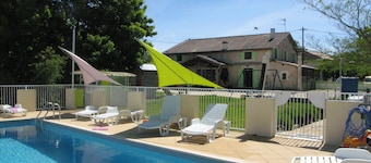 Spazio, comfort e attività; due case dove ognuno trova il proprio posto.