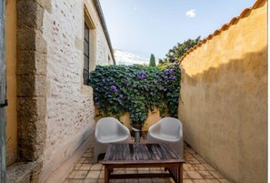 Terrace/patio - Holiday home in the south of France in the Camargue (Vauvert)