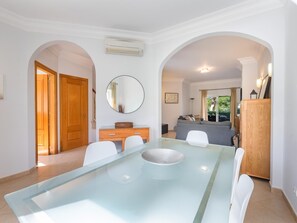 Interior - Casa Sorriso, set in Boavista Golf Resort (Lagos)