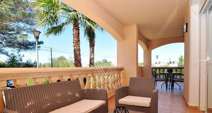 Villa with pool for family only, near Alcudia town