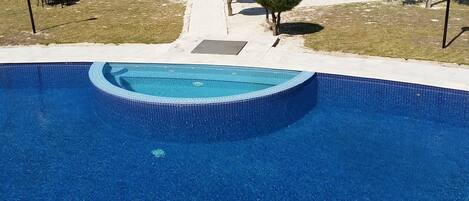 Outdoor pool, sun loungers