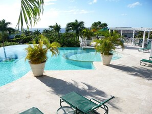 Outdoor pool - A Luxurious Place To Chill Out In Barbados (Mount Standfast)