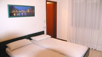 2 bedrooms