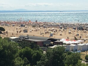 Tæt på stranden
