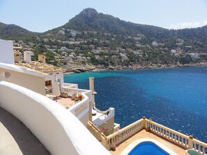 Property grounds - Charming apartment with incredible sea views (Andrach)