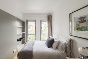2 chambres, fer et planche à repasser, Wi-Fi gratuit, draps fournis