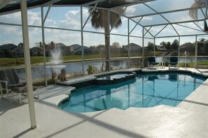 Outdoor pool, a heated pool - Oak Island Harbor- 4/2+2- Southfacing, near Disney, Lake view,Pool/Spa (Kissimmee)