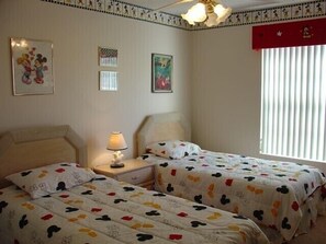 4 slaapkamers, een kluis op de kamer, een strijkplank/strijkijzer